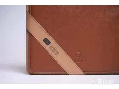 Läderfodral för MACBOOK PRO / WOOLNUT / 16-INCH